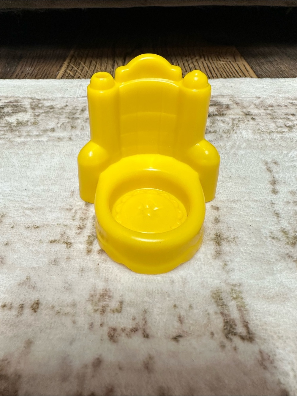 Fisher Price Little People Fancy Yellow Chair Throne For House Castle Birthday